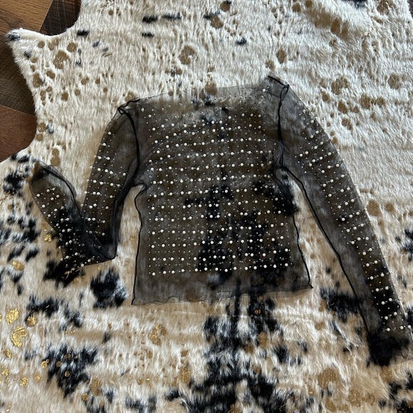 Mesh Pearl & Rhinestone Layering Top - Picture 2 of 2